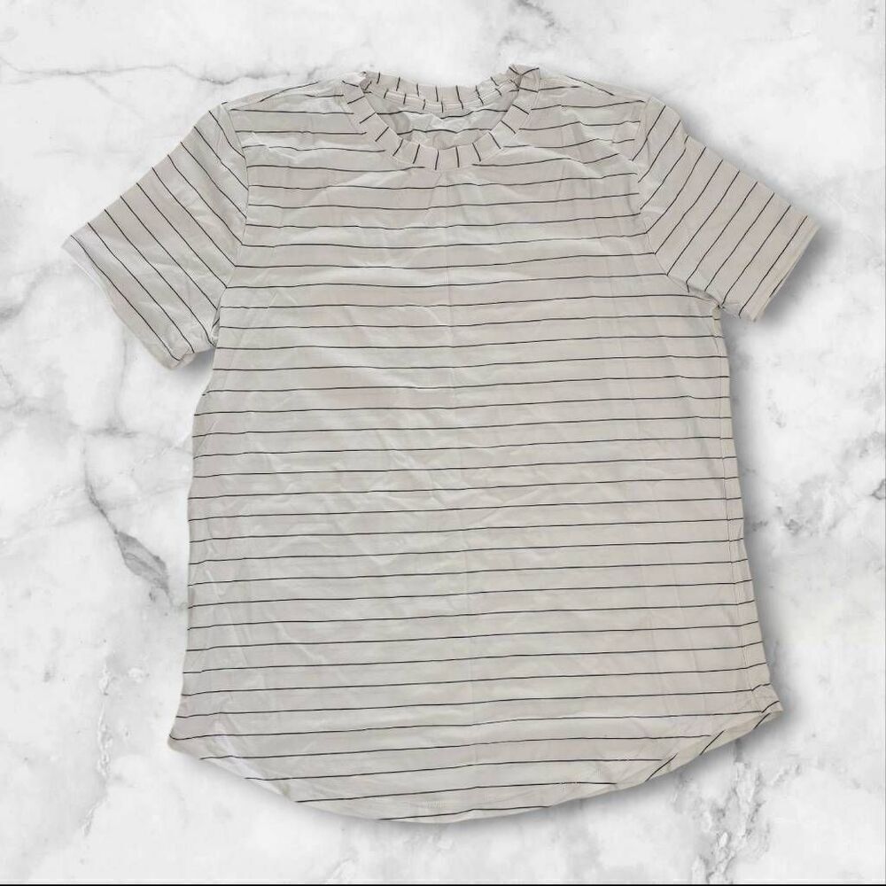 Lululemon Size 6 White & Black Stripe Short Sleeve